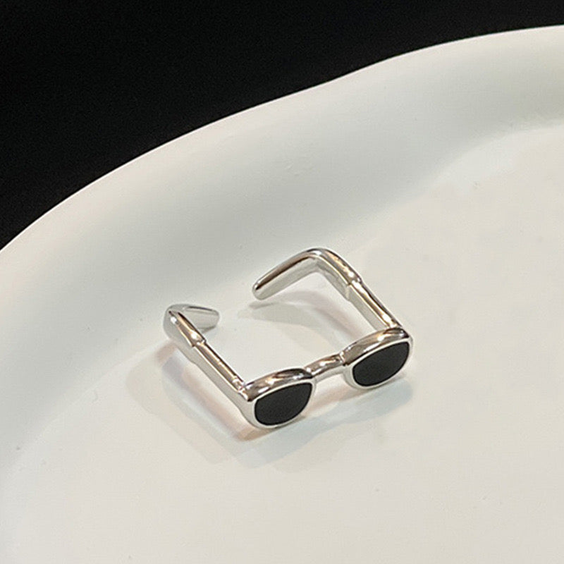 Cute Sunglasses ring adjustable size