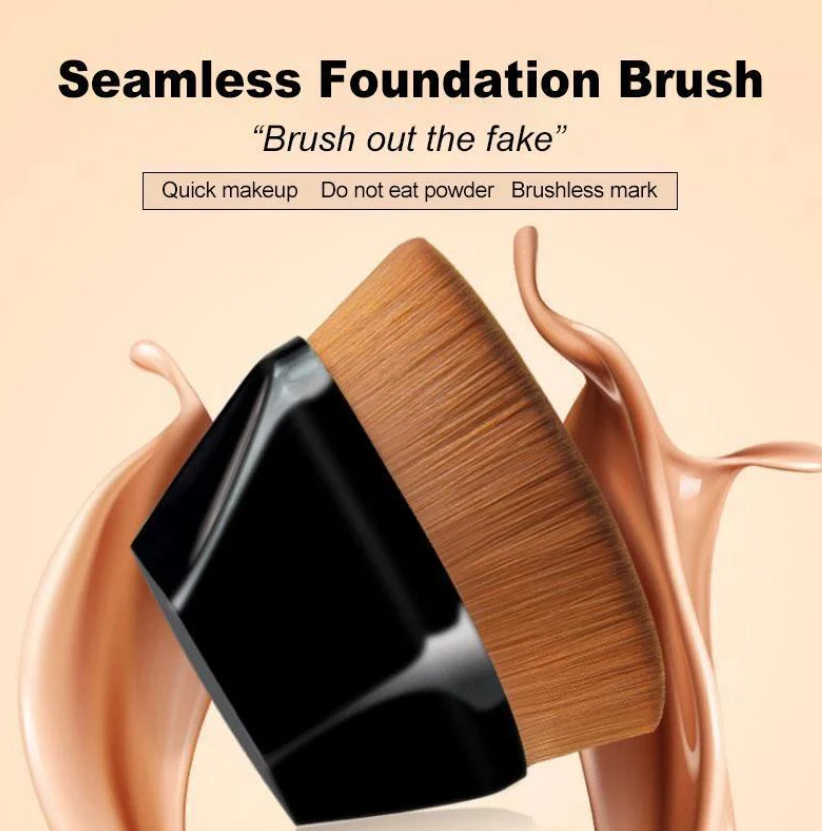 High-Density Seamless Foundation Brush